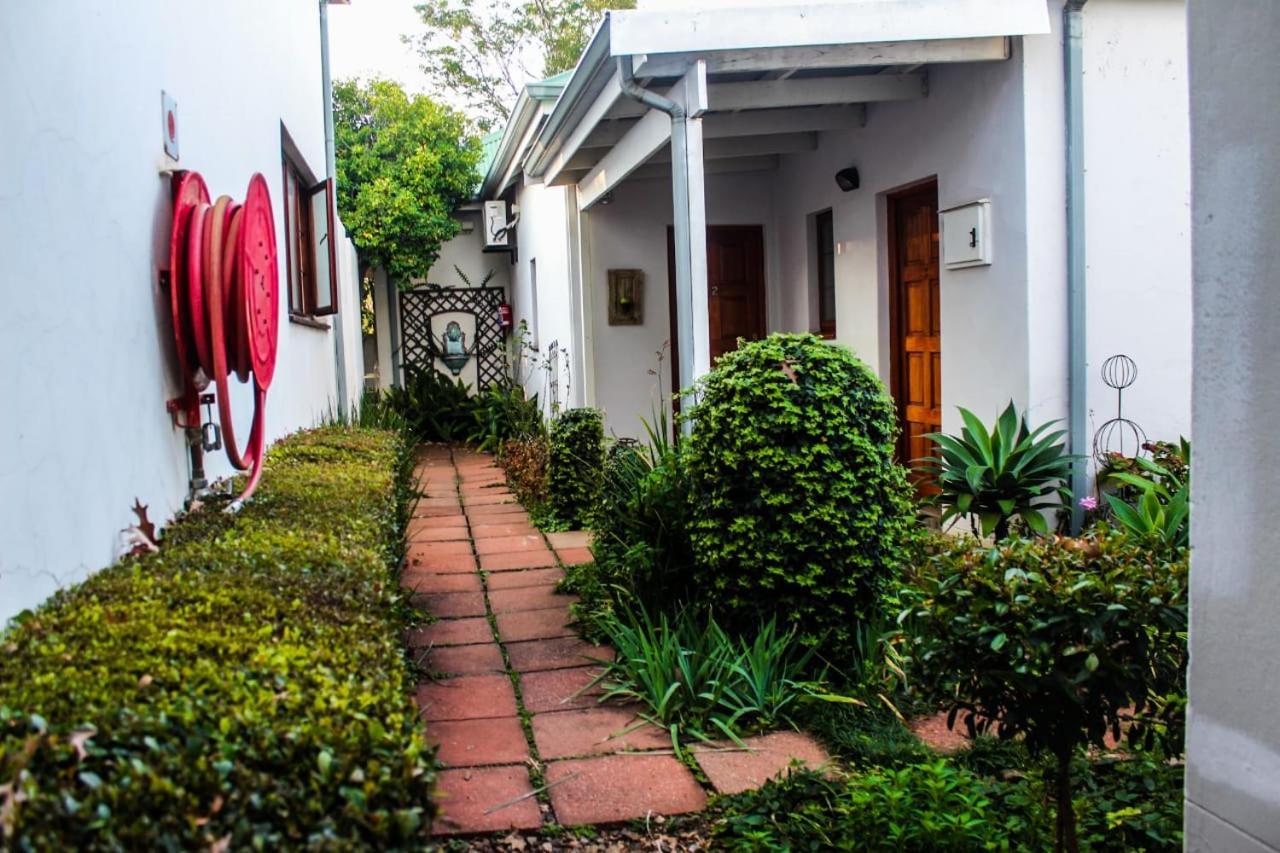 Villa Jana Guesthouse Pretoria-Noord Exterior foto
